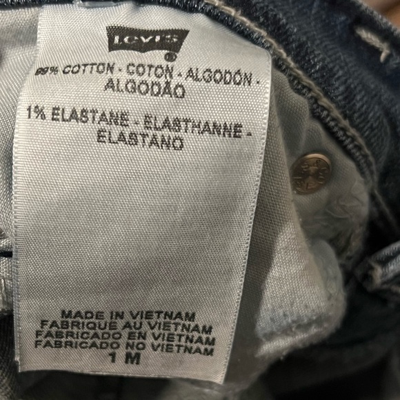 Levi’s low rise jeans! - Picture 5 of 5